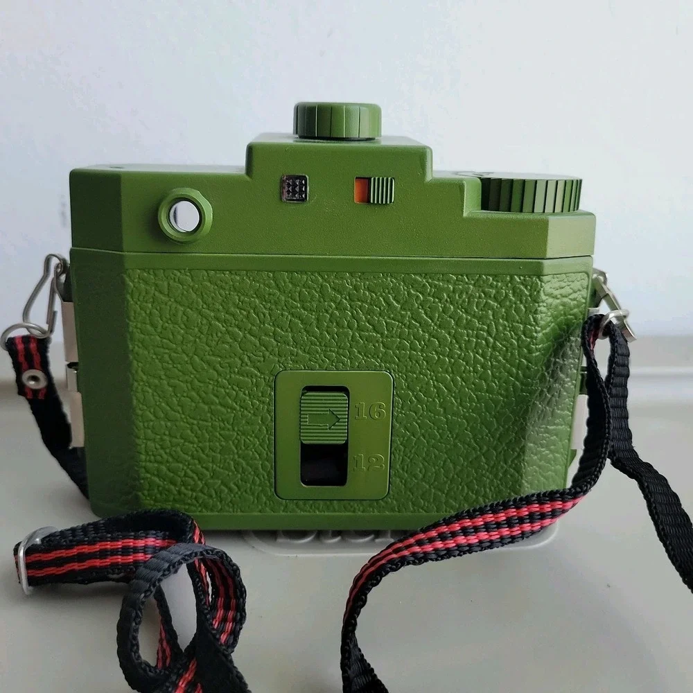 Holga 120CFN Toy Camera Film Camera, Green Black With Strap